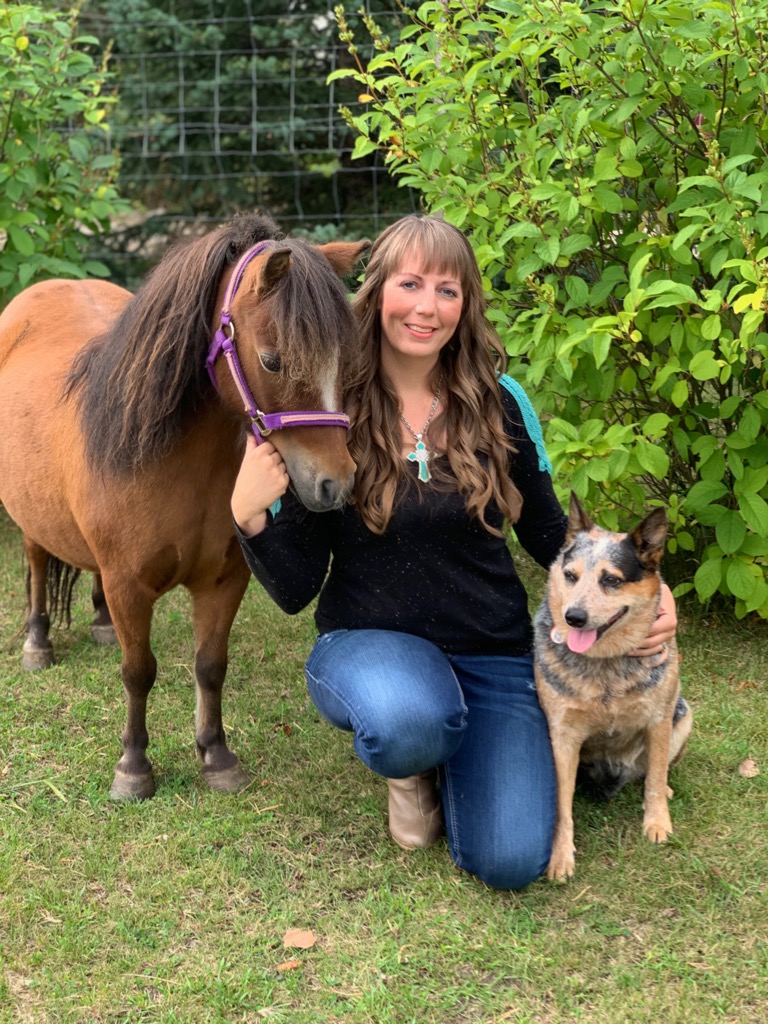 Stacey Groeneveld, RVT – High River Veterinary Clinic